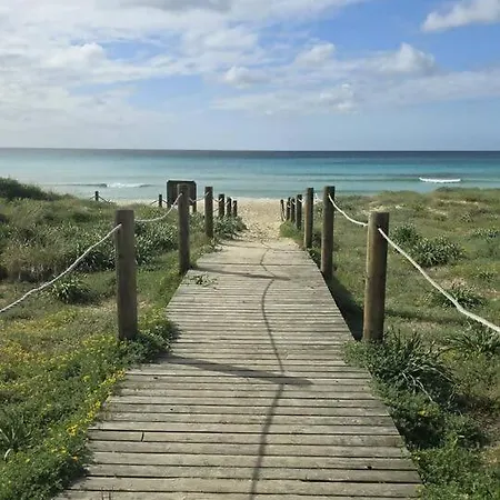 Con Terraza Y Vistas Al Mar En Apartamento