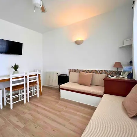 Apartamento Con Terraza Y Vistas Al Mar En Son Bou