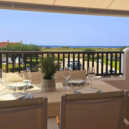 Con Terraza Y Vistas Al Mar En * Son Bou